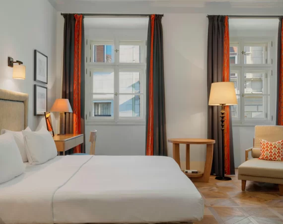 Cottonwood Cove established  Resort & Marina