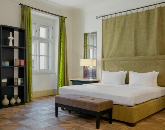 Benefits of Having Online Registration at Your Hotel